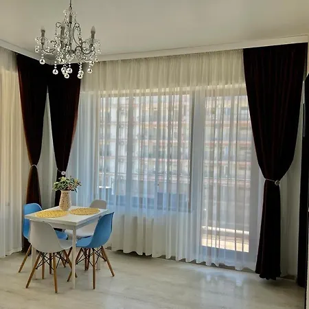 Nico Summer Apartament Mamaja